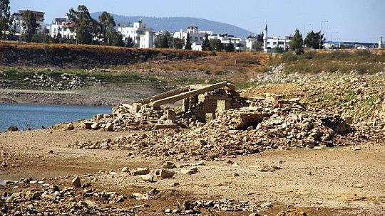 Bodrum'un su ihtiyacını karşılayan baraj kurudu