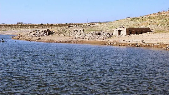 Bodrum'un su ihtiyacını karşılayan baraj kurudu