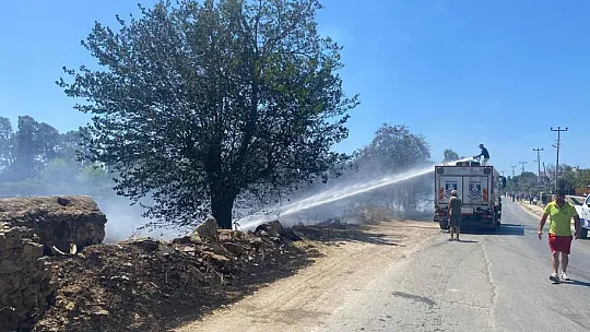 Belediye Ekipleri Yangınlara Müdahalede Destek Oldu