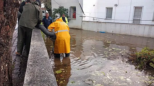 Bodrum'da ekipler, su taşkınlarına karşı teyakkuzda