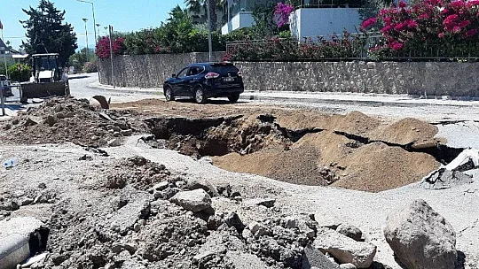 Bomba gibi patladı, sürücüler kaçacak yer aradı