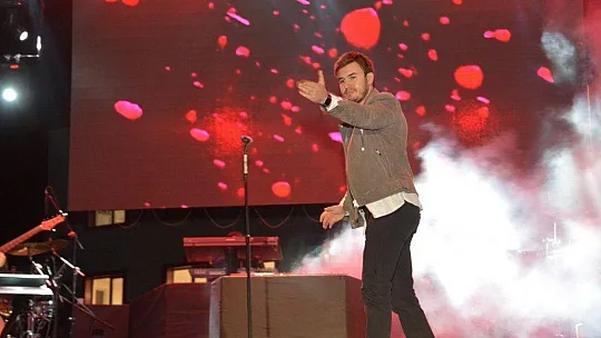 Mustafa Ceceli, Seydikemer'i Coşturdu