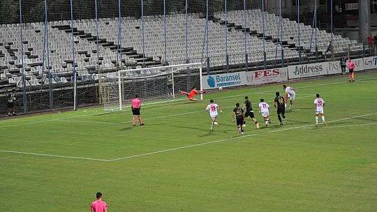 Fethiyespor evinde mağlup oldu