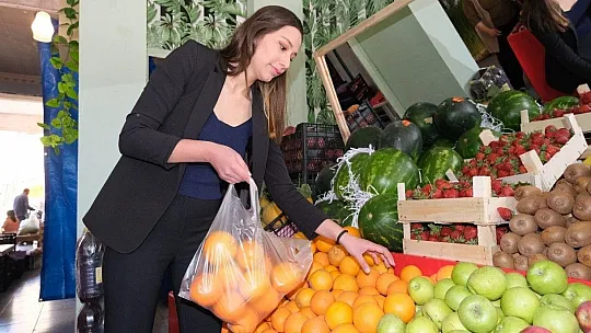 Bunlar da üniversiteli manav