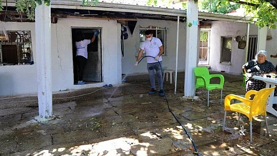 Büyükşehir 'Kırsaldaki Çınarlar'ın ihtiyaçlarını unutmadı