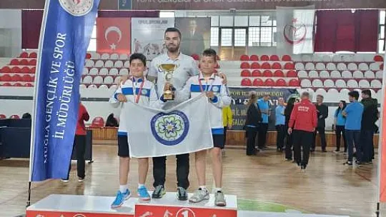 Büyükşehir masa tenisi sporcularından büyük başarı