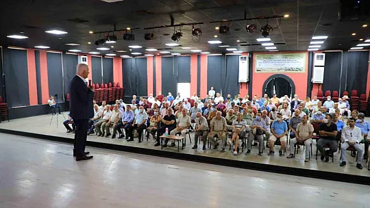 Büyükşehir Muhtarlar Masası ile muhtarların yanında