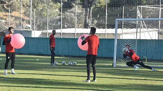 Bodrum FK zirve yarışı için galibiyet istiyor