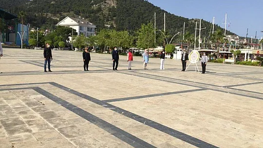 Gençlik Haftası Kutlamaları Sosyal Mesafeyle Başladı