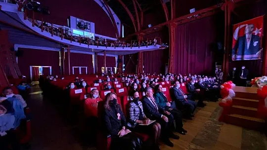 Öğretmenler Günü Kutlandı