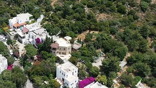 Can Dündar'ın Bodrum'daki malikanesine de el konuldu