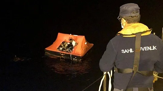 Can salında ölümü beklerken Türk Sahil Güvenlik kurtardı