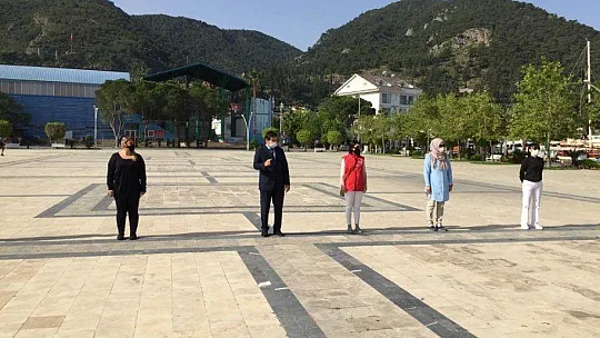 Gençlik Haftası Kutlamaları Sosyal Mesafeyle Başladı