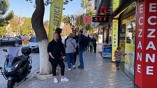 FETHİYE'DE ŞİDDETLİ DEPREM