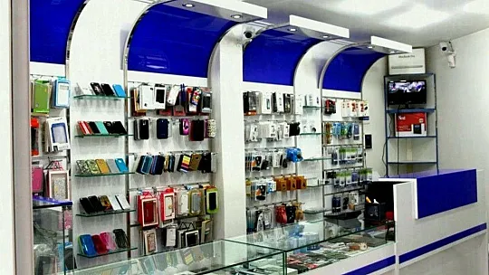 Dolar telefoncuları da vurdu
