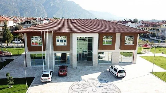 Cezaevi binası 'Gençlik Merkezi' oldu