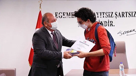 CHP Genel Başkan Yardımcısı Ali Öztunç, Karaca'yı ziyaret etti