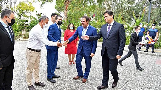 CHP Genel Başkan Yardımcısı Toprak, Başkan Karaca'yı ziyaret etti
