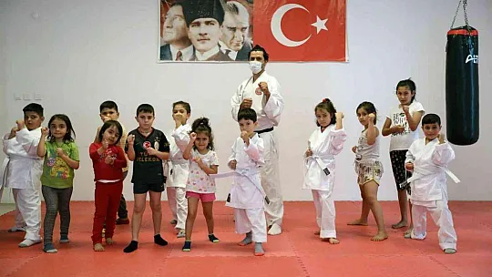 ÇOCUKLARA 26 FARKLI BRANŞTA ÜCRETSİZ KURS
