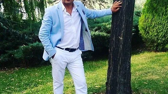 Çocuklarının gözü önünde kocasını 22 yerinden bıçaklayarak öldürdü