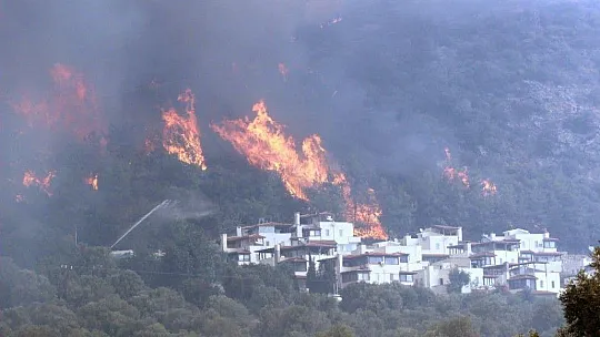 Çökertme'ye kül yağıyor