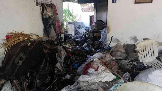 Dalaman'da çöp evde yangın