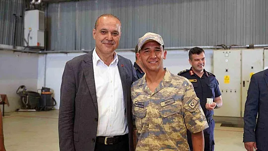 Özel bireylerin askerlik sevinci