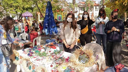 Dalyan'da Noel Pazarı yoğun katılımla gerçekleştirildi