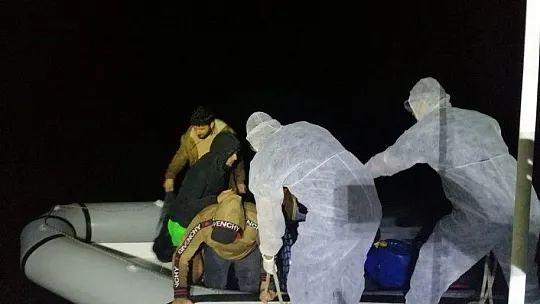 Datça açıklarında 16 sığınmacı kurtarıldı