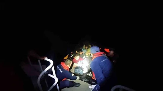 Datça'da bir gecede 60 göçmen kurtarıldı