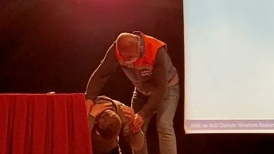 Datça'da muhtarlara AFAD tarafından eğitim verildi