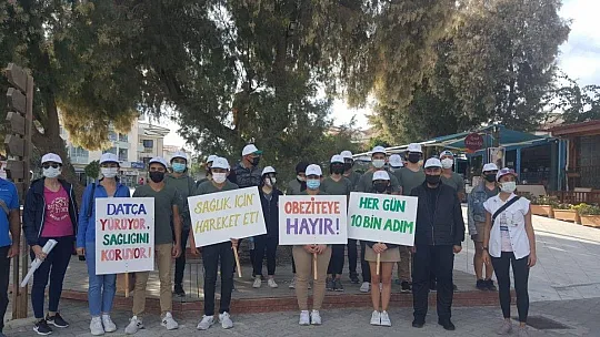 Datça'da öğrenciler sağlık için yürüdü