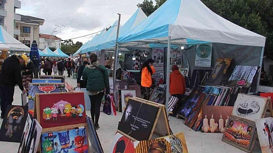Datça'da yöresel ürünler festivali ilgi görüyor