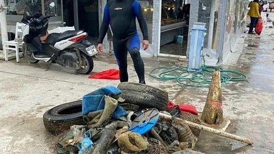 Datça'daki 4 limanda dip temizliği yapıldı