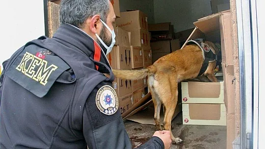 Denetimlerde uyuşturucu ve kaçak içki ele geçirildi