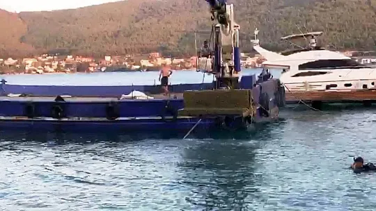 Deniz dibindeki duvarlar gün yüzüne çıktı