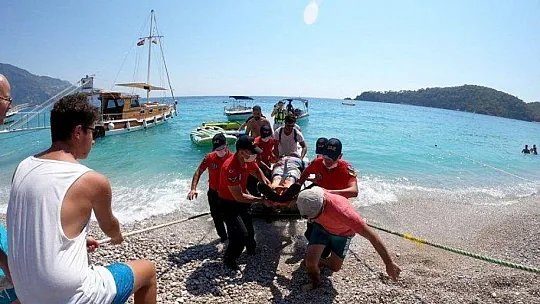 Denize düşen paraşüt pilotu ağır yaralandı