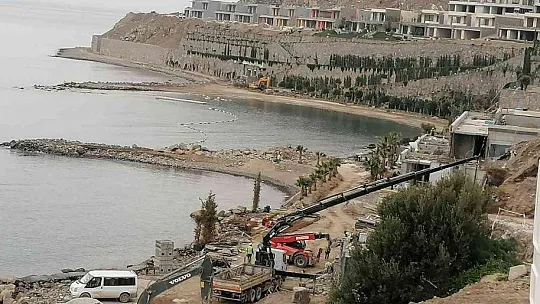 Denizi doldururken yakalandılar