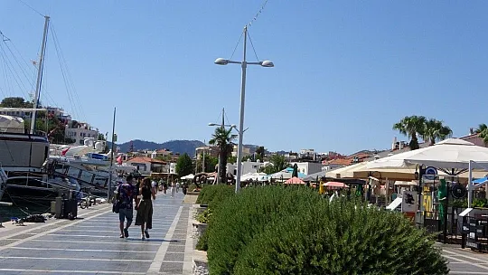 Dev yolcu gemisi Marmaris'e geldi
