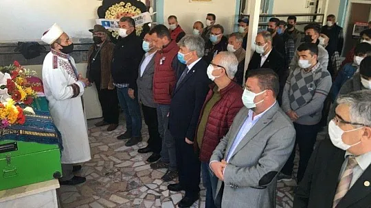 Doğum gününe 1 hafta kala erkek arkadaşı tarafından öldürülen Bensu, son yolculuğuna uğurlandı