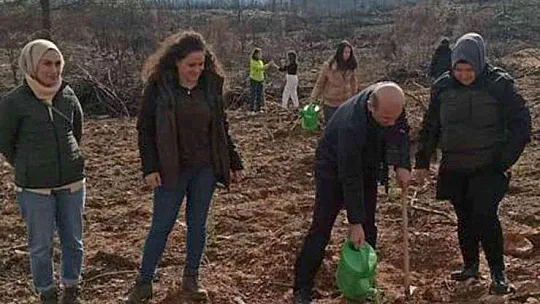 Doktor adayları fidan dikti