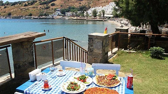 Döneri, pideyi 10 katı fiyatına sattılar Bodrum'u karıştırdılar