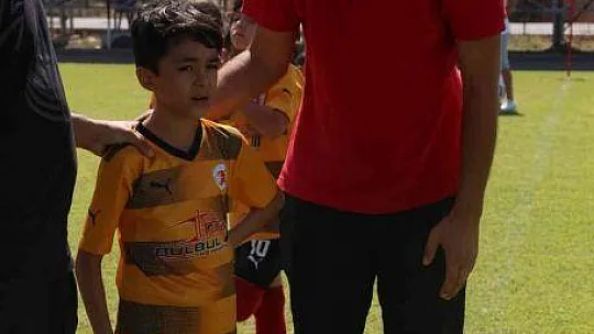 DÖRTYILDIZ SPOR'DAN ALTYAPI ATAĞI