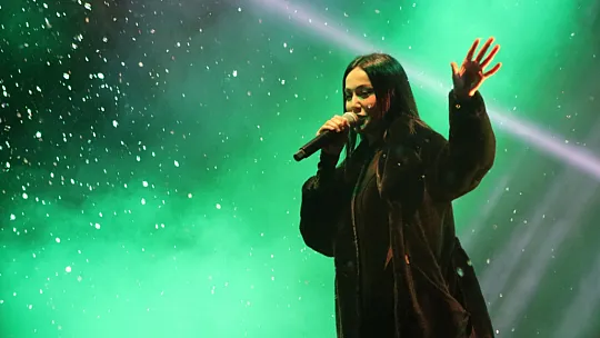 Belediye meydanı sahnesi konserleri başladı