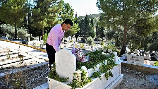 Dr. Mete Ersoy vefatının 3. yıl dönümünde Milas'ta dualarla anıldı