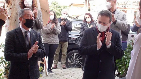 Abalı Eczanesi hizmete girdi