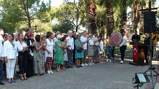 CUMHURİYET HALK PARTİSİ 99. YAŞINI KUTLADI