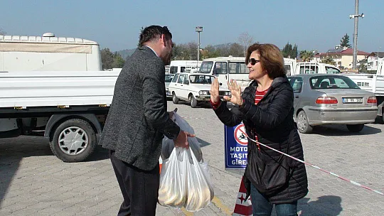 DEPREMZEDELER İÇİN 'ASKIDA SEBZE, MEYVE' UYGULAMASI BAŞLATILDI 