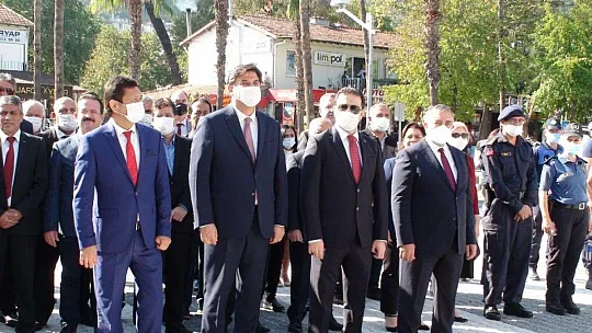 Muhtarlar Günü düzenlenen törenle kutlandı