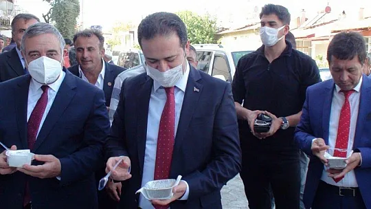 AK Parti'den keşkek etkinliği